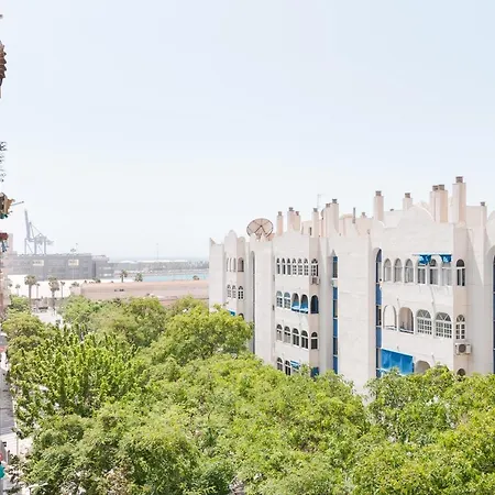 U-nique Ayala Apartman