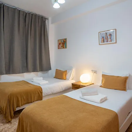 U-nique Ayala Apartament