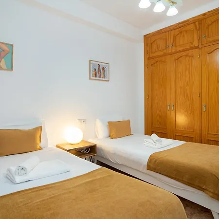 U-nique Ayala Apartament